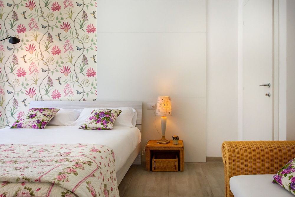 undefined Victoria Apartment 2