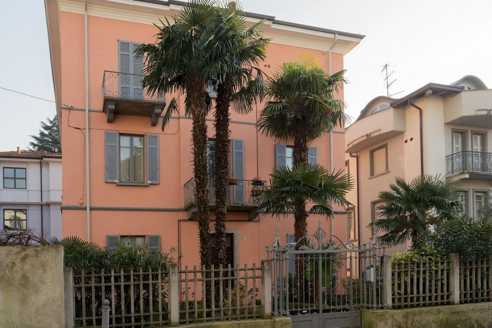 undefined The Little Prince in Como 5