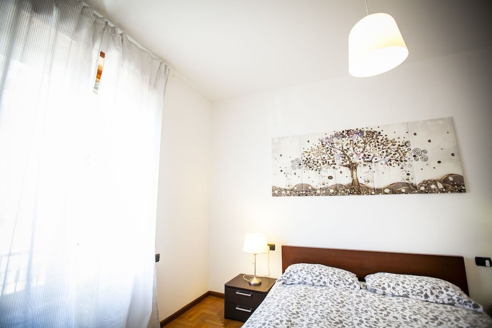 Dante108 Family Apartment 8