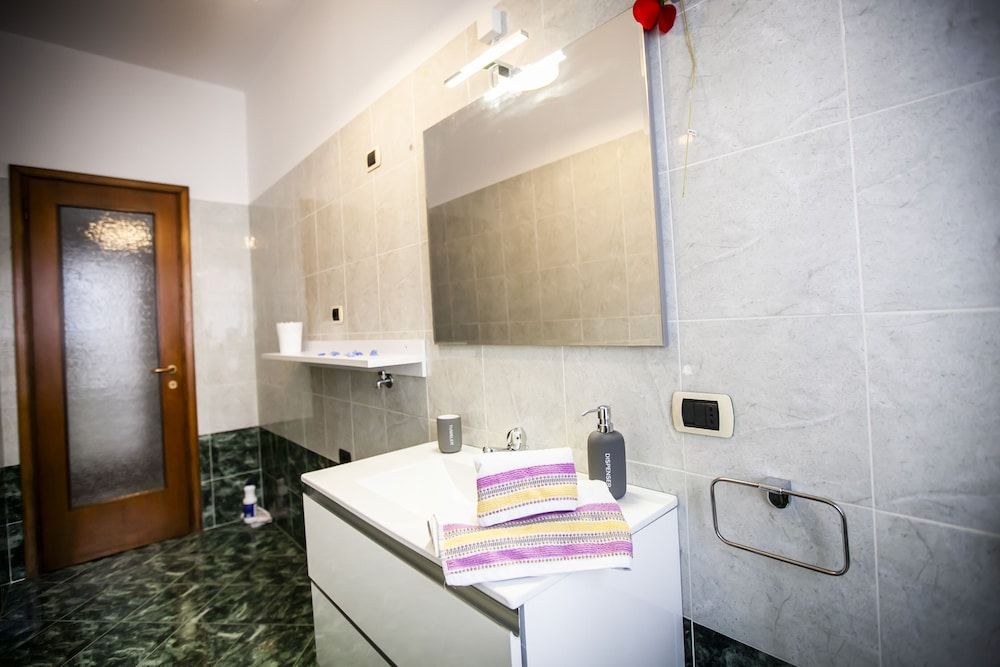 Dante108 Family Apartment 21