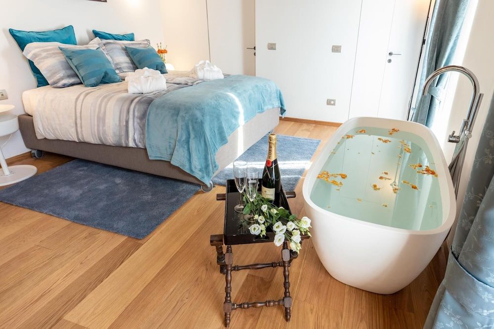 undefined Boutique Apartment in Como 3