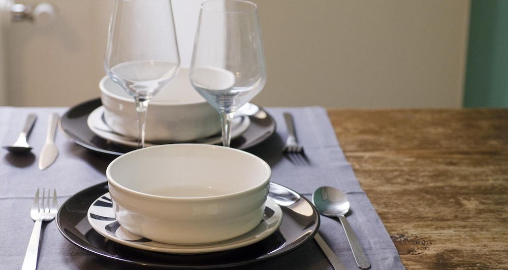 undefined Charming Modern Apartment 7