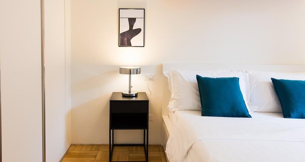 Dante Apartment With Parking Apartment 6