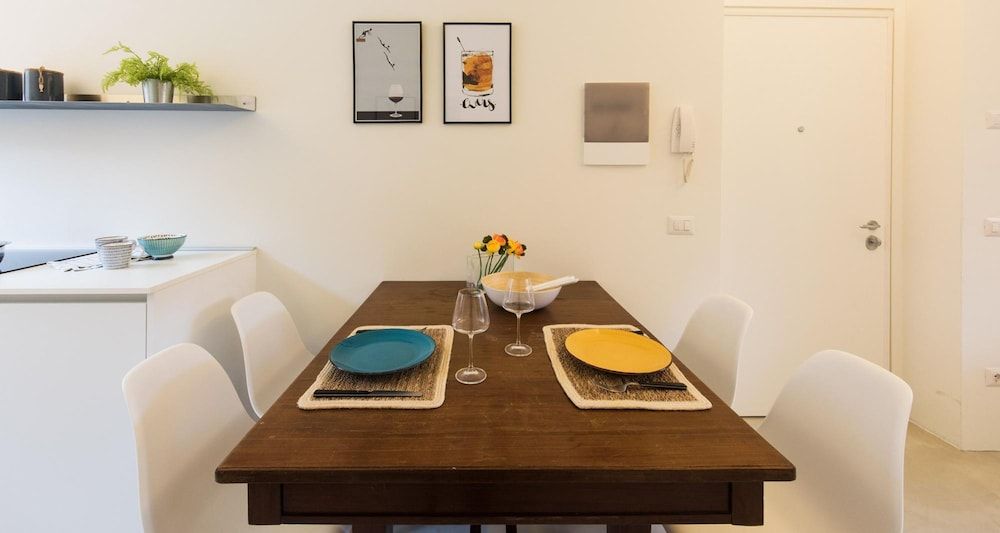 undefined Dante Apartment With Parking 2