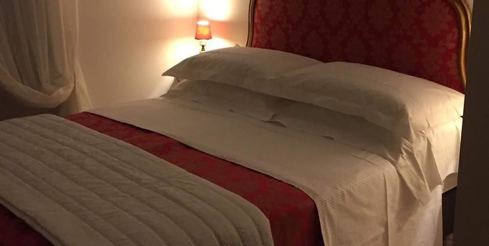 La Belle Coquette B&B Double Room, 1 Double Bed (Amélie) 2