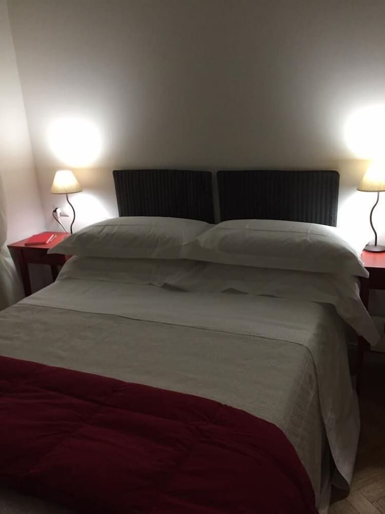 La Belle Coquette B&B Deluxe Room, 1 Double Bed (Berenice) 4