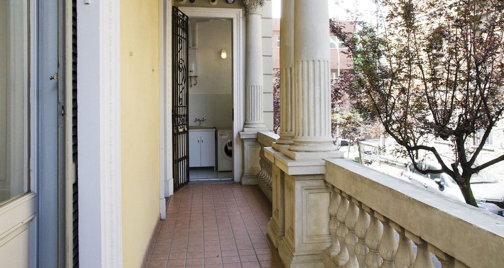 JOIVY Fabulous Charming House in Como Apartment, 3 Bedrooms, 2 Bathrooms 11