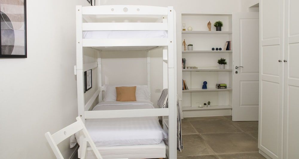 JOIVY Fabulous Charming House in Como Apartment, 3 Bedrooms, 2 Bathrooms 8