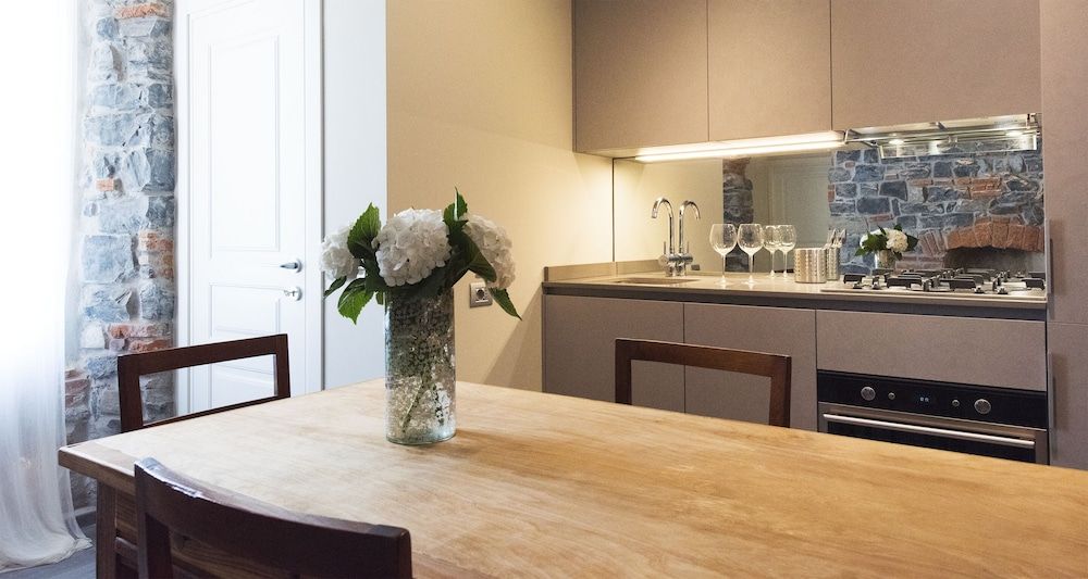 undefined JOIVY Elegant 1BR Flat Near City Centre 4