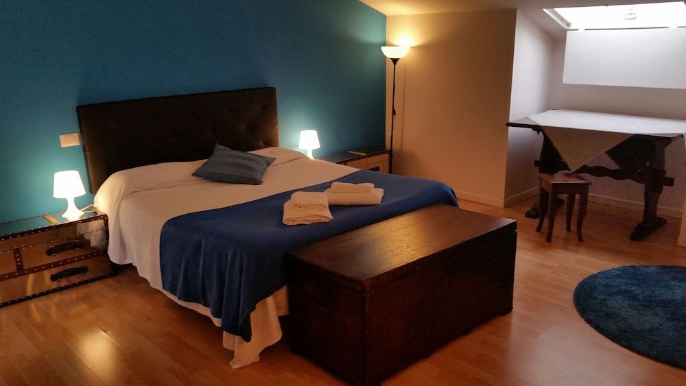 undefined Gira Guest House 2