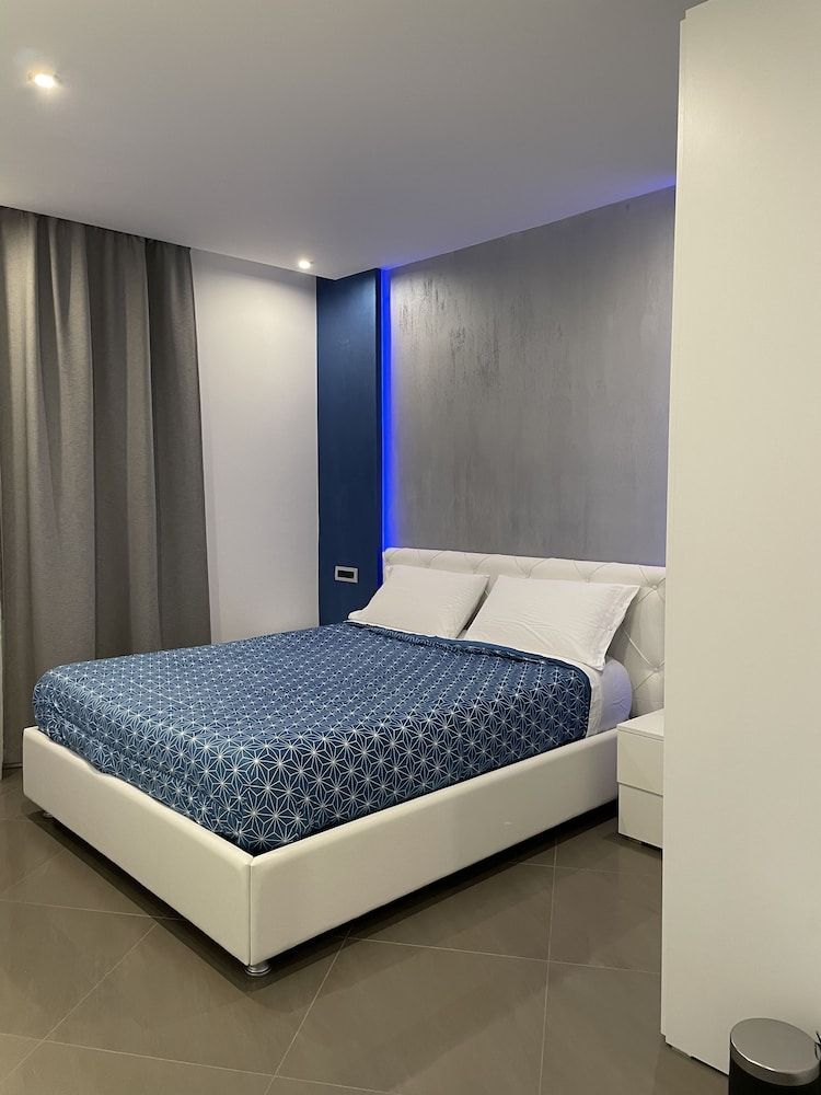 B&B Rossini Luxury Deluxe Double or Twin Room 3