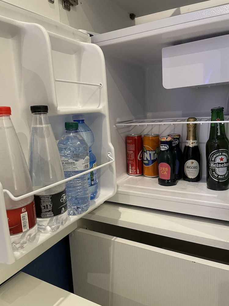 B&B Rossini Luxury Deluxe Double or Twin Room 4