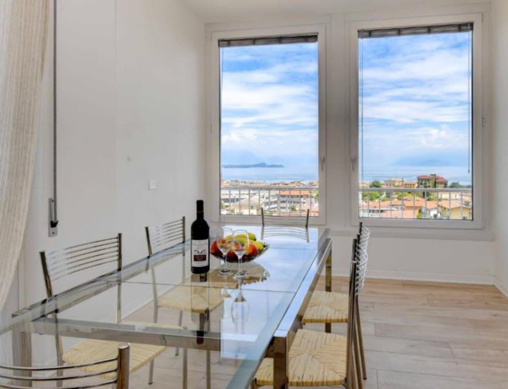 Apartment, 2 Bedrooms, Lake View