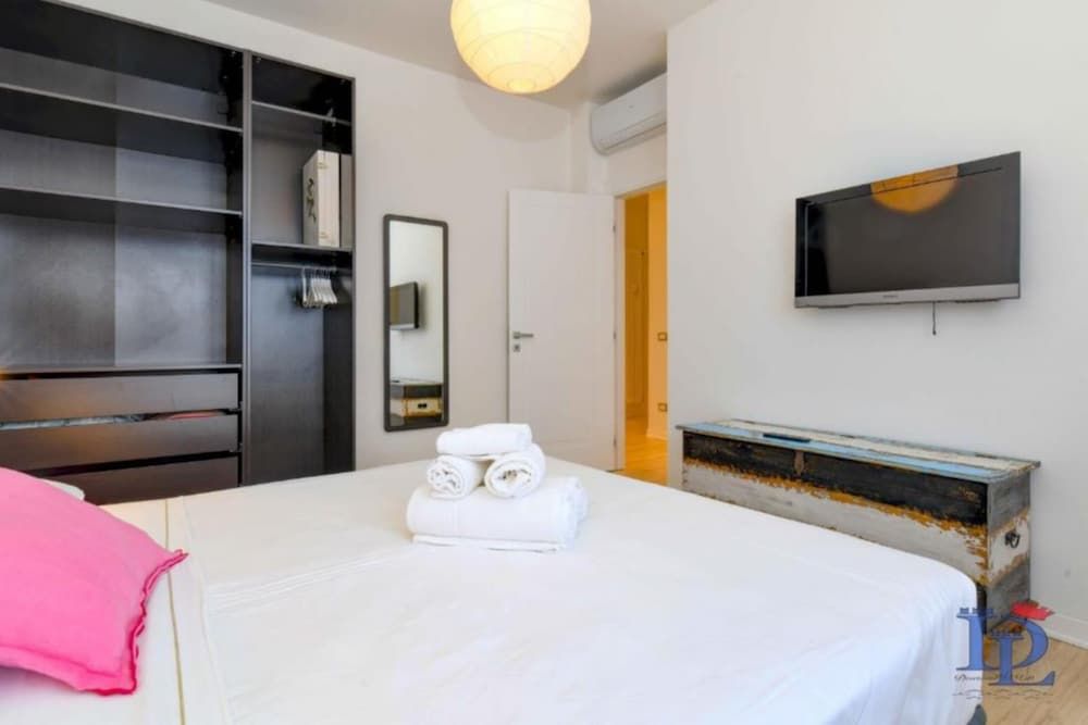 Apartment, 2 Bedrooms, Lake View