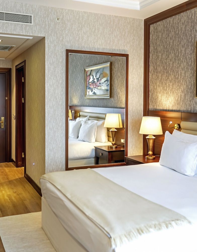 Wellborn Luxury Hotel Deluxe Room, Sea View