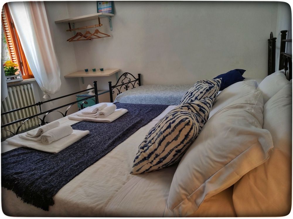 Basic Room, 1 Bedroom, Shared Bathroom, Garden View