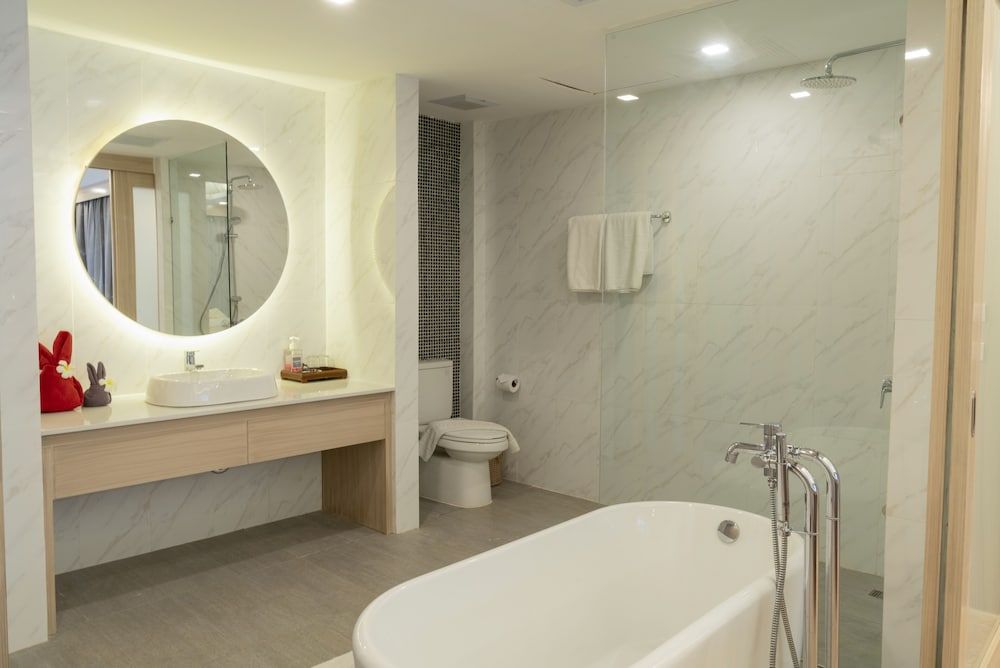 GRAND JOMTIEN PALACE HOTEL Premium Room, 1 Bedroom, Pool View, Poolside 11