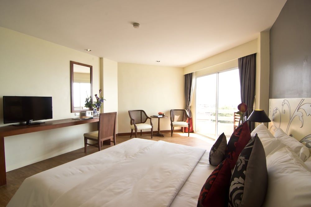 Superior Room (Tower Building)