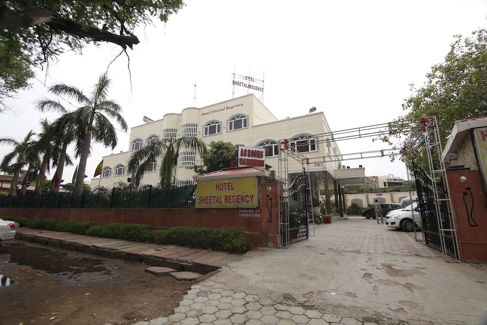 Hotel Exterior