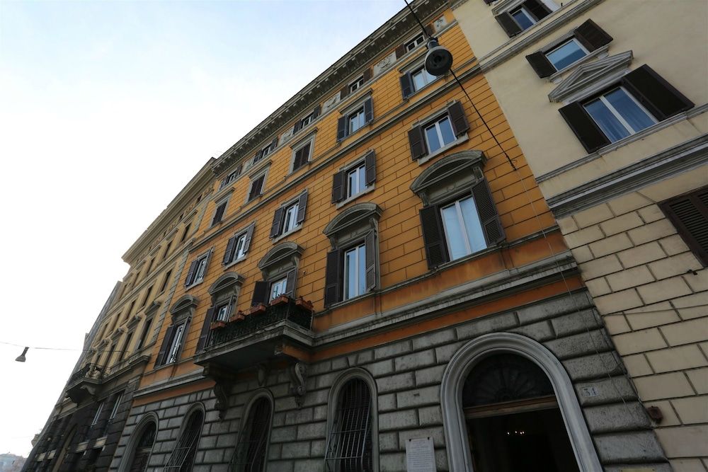 undefined Luxury on the River 6