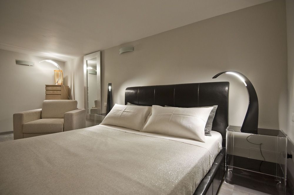 undefined Luxury on the River 2