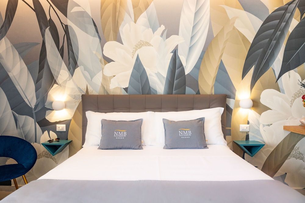 Naxos Marina Bay Deluxe Room, Sea View 14