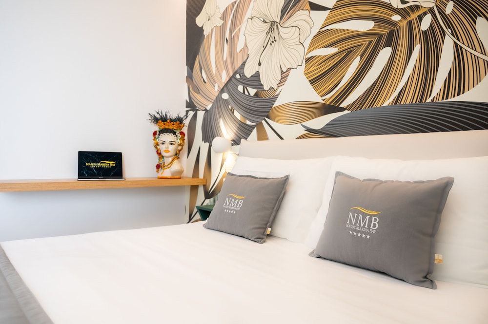 Naxos Marina Bay Deluxe Room, Sea View