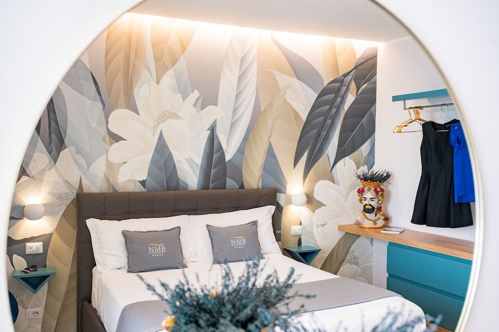 Naxos Marina Bay Deluxe Room, Sea View 13