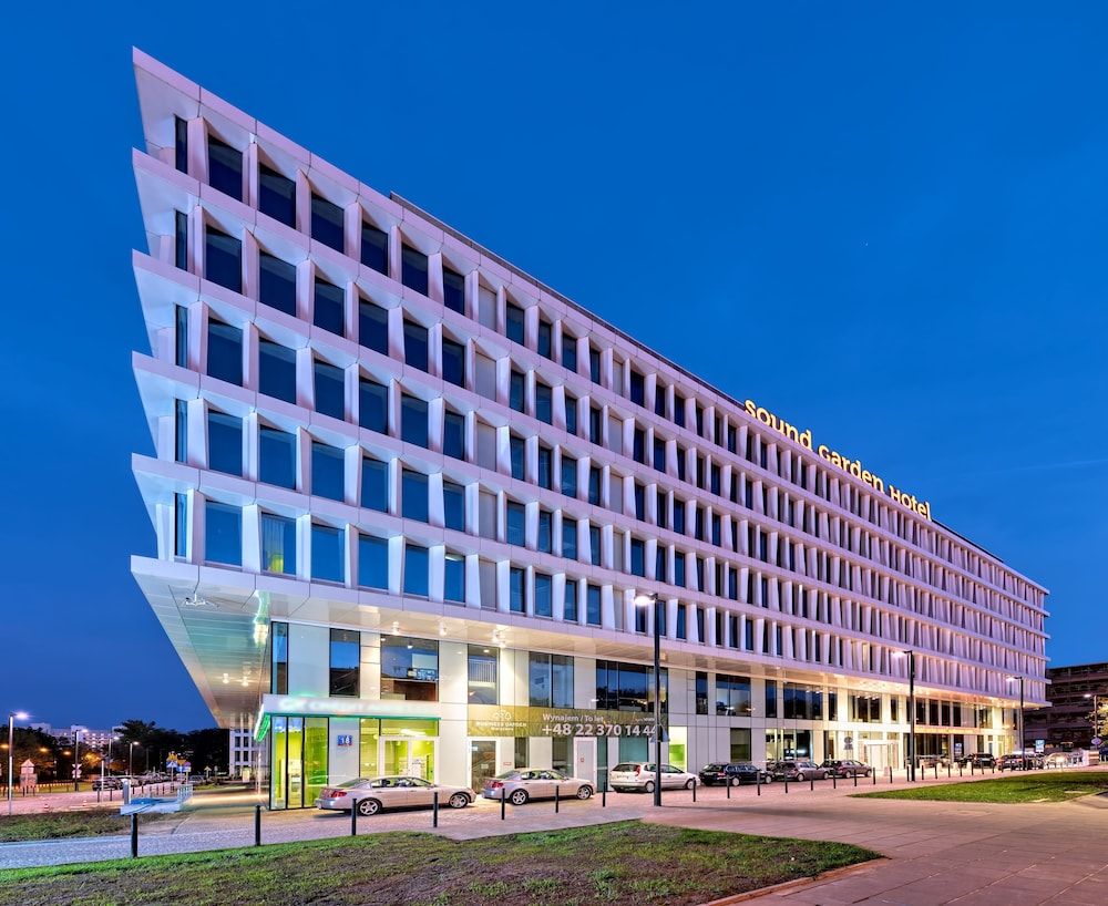 undefined Sound Garden Hotel Airport 7