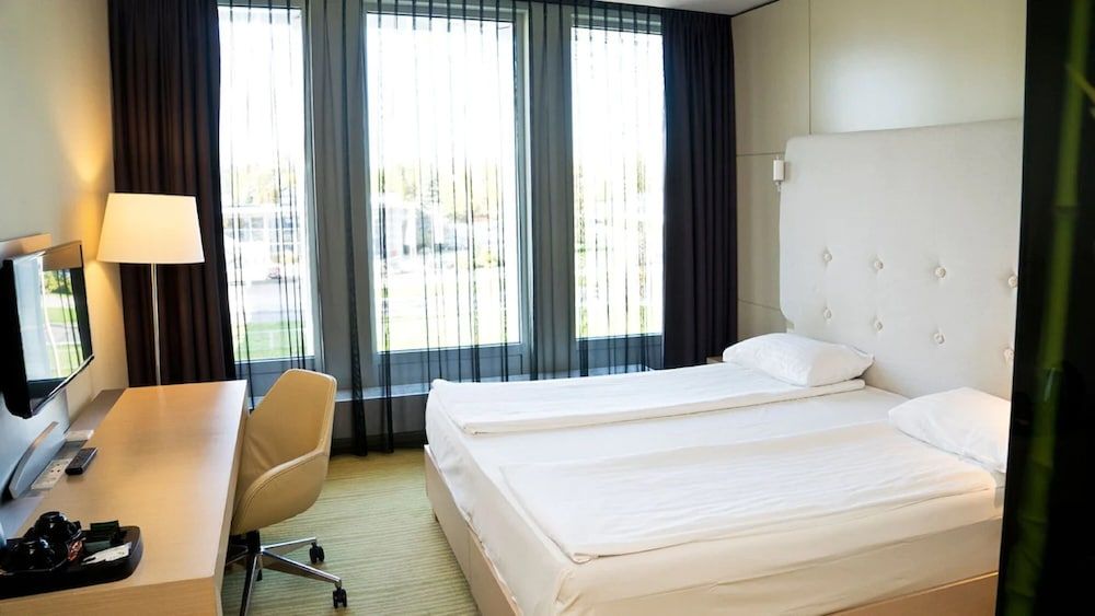 undefined Sound Garden Hotel Airport 3