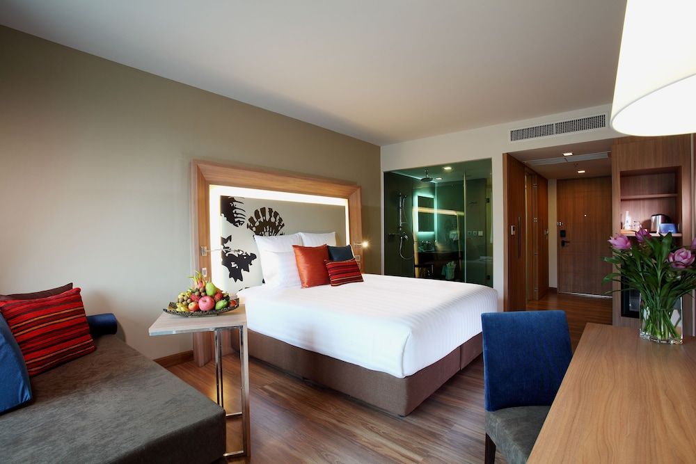 Novotel Phuket Kamala Beach Superior Room, 1 King Bed