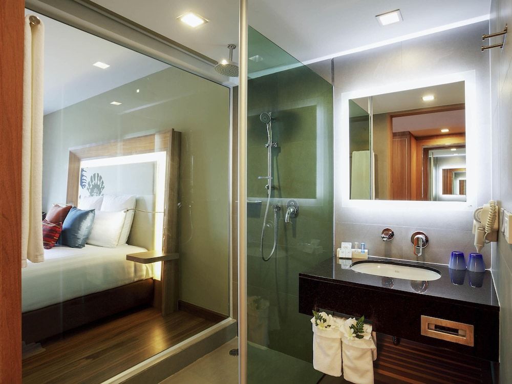 Novotel Phuket Kamala Beach Superior Room, 1 King Bed 12