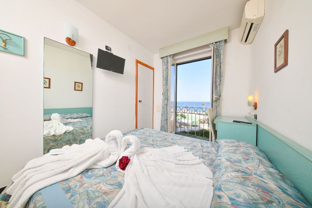 Double Room, Sea View