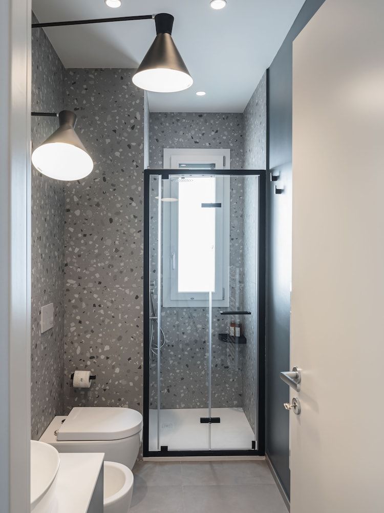 living u HomeSuites Executive Apartment 13