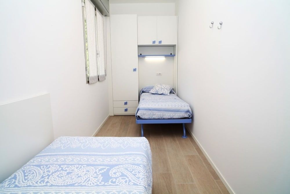 Apartment, 3 Bedrooms (D-8)