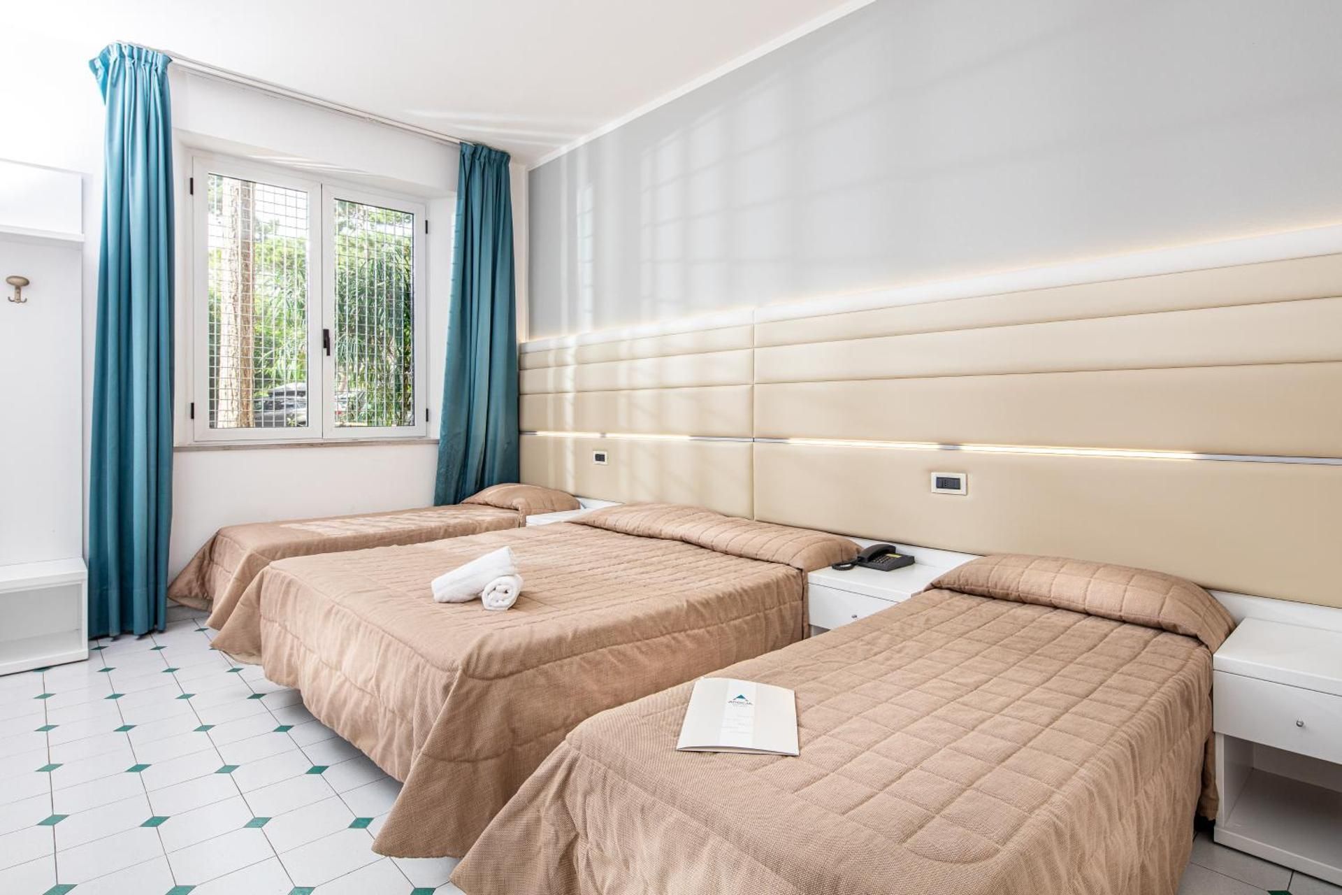 Basic Quadruple Room