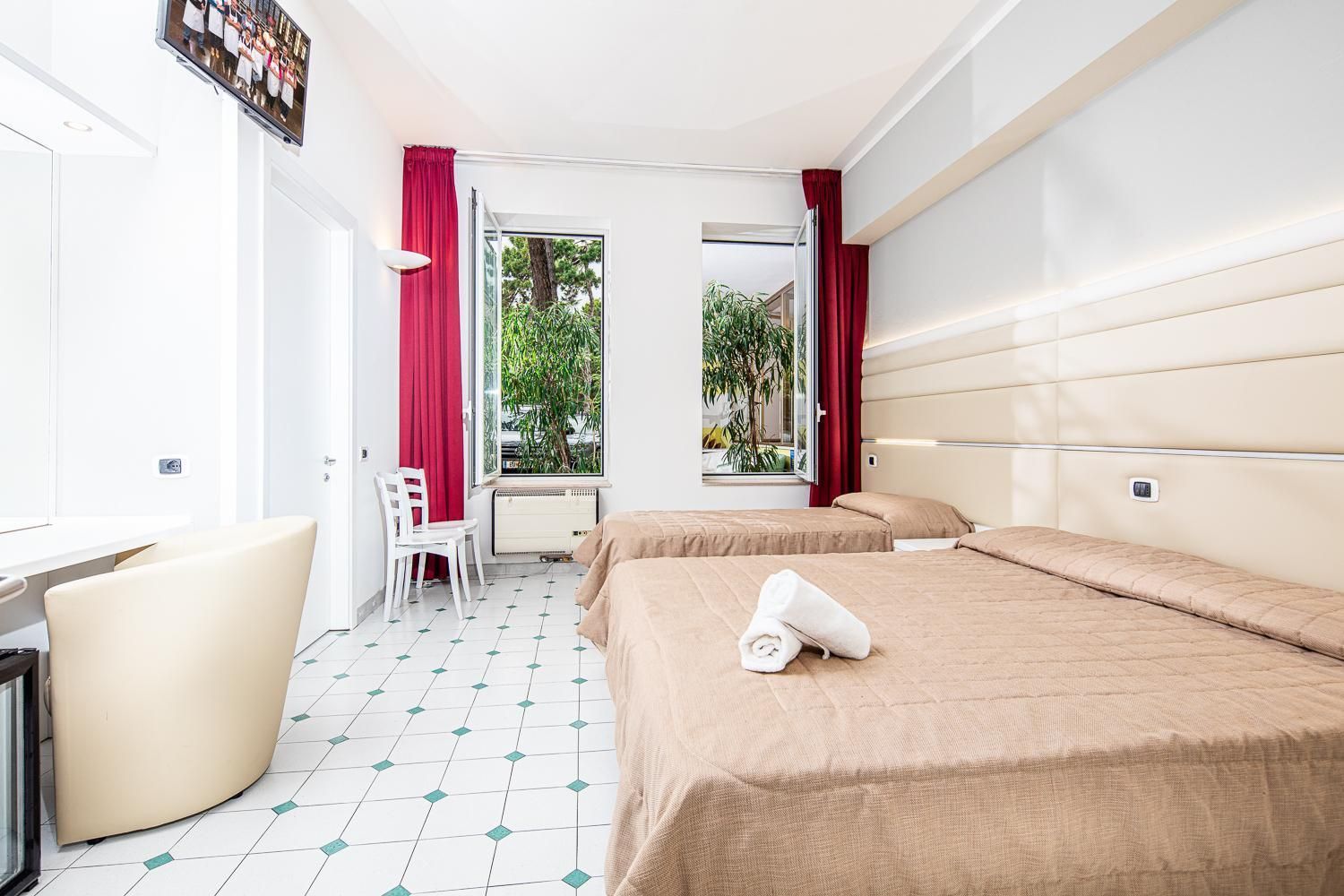 Basic Triple Room