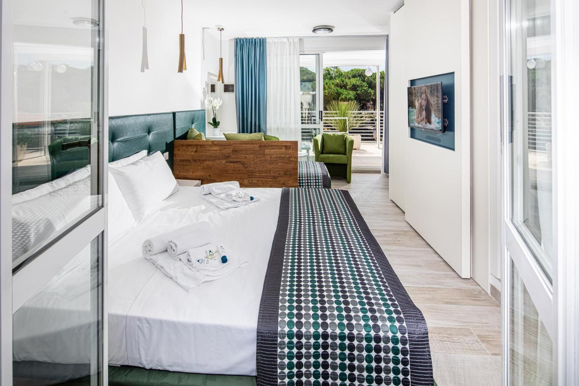 Executive Triple Room