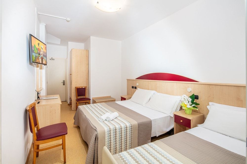 Comfort Quadruple Room, Balcony