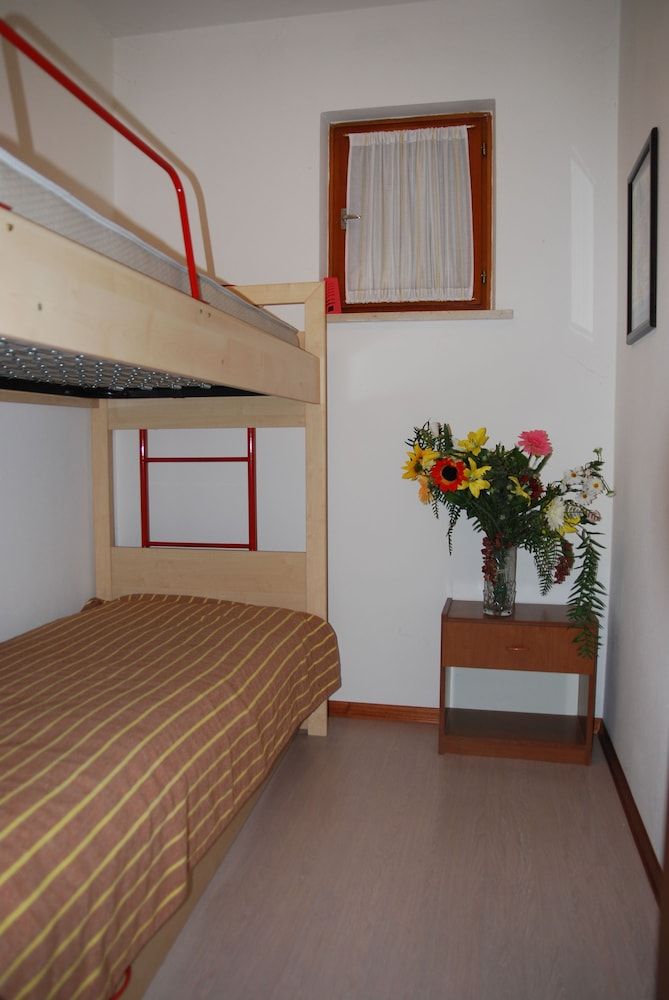 Comfort Villa, 4 Bedrooms (gabE)
