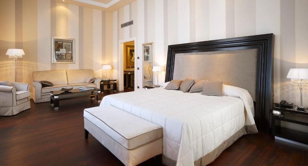 Junior Double Room