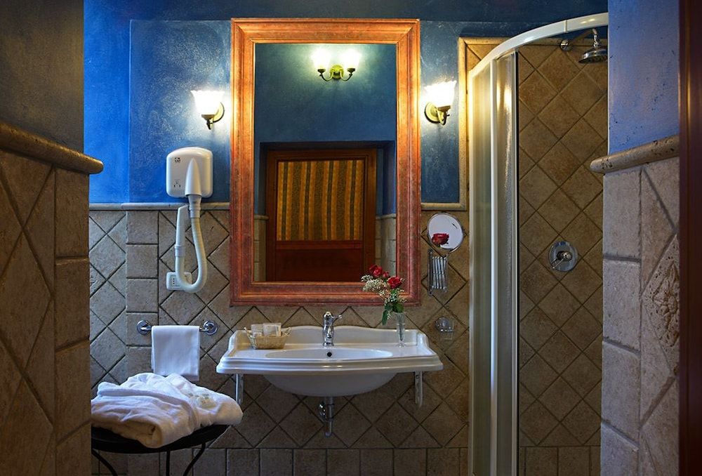 Hotel Golden Superior Double or Twin Room 5