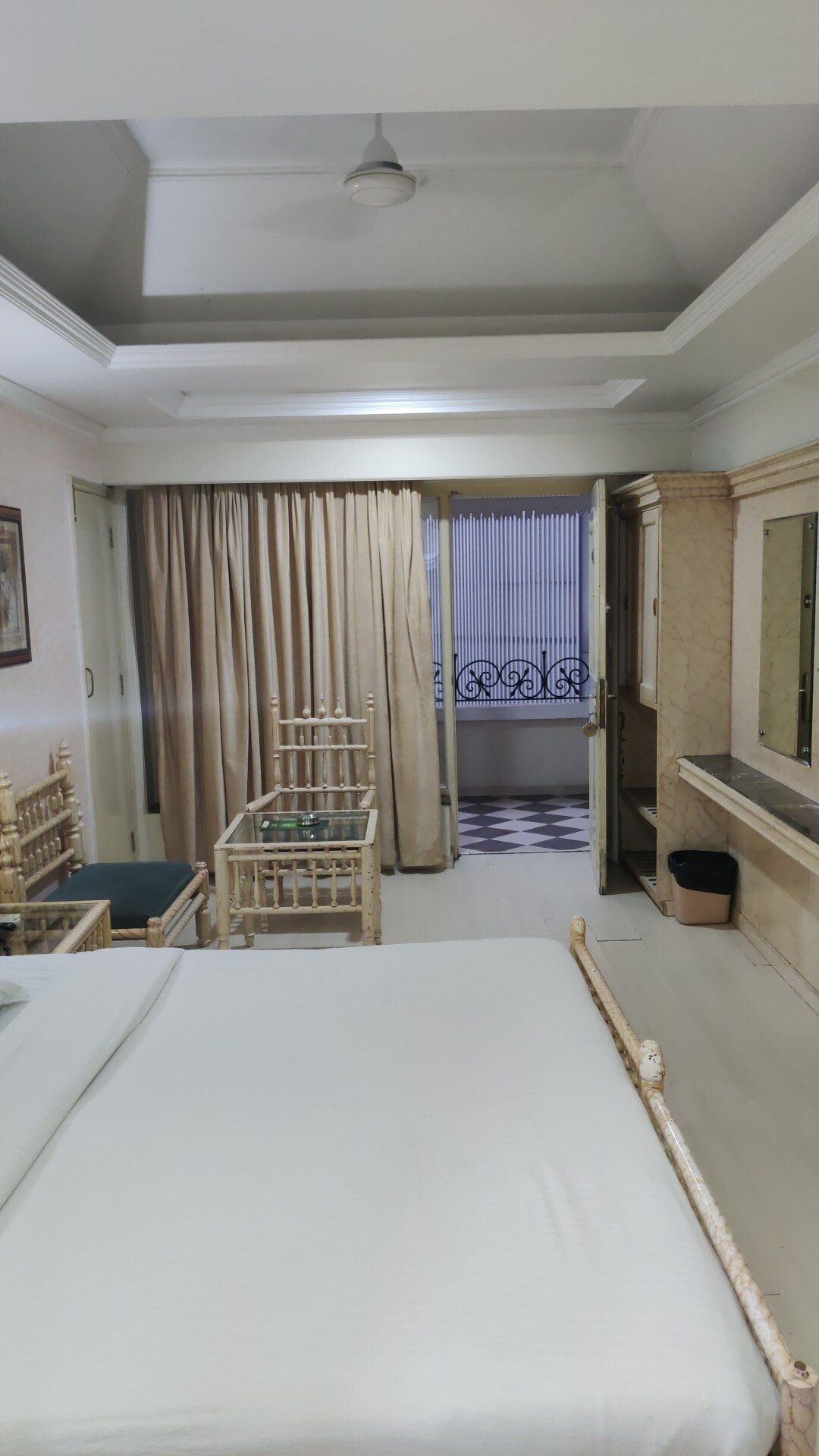 Samrat International A - Family Hotel Deluxe Room Ac 13