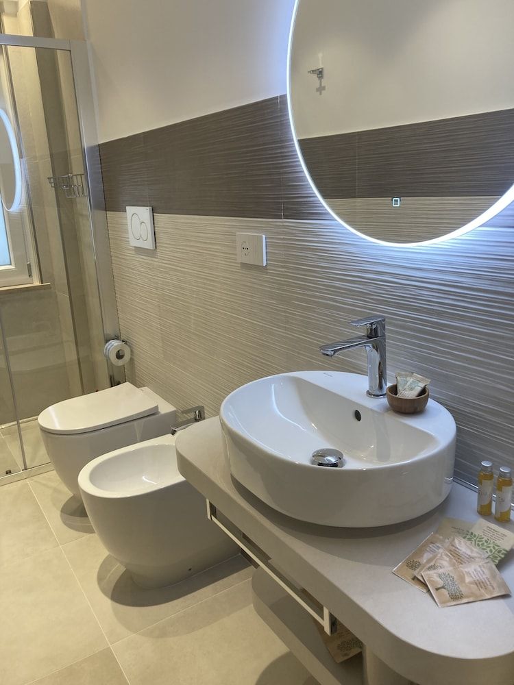 Divina Holiday Classic Triple Room 11