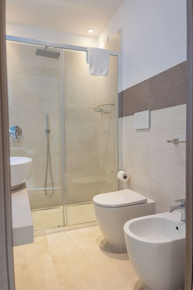 Divina Holiday Basic Double Room 9