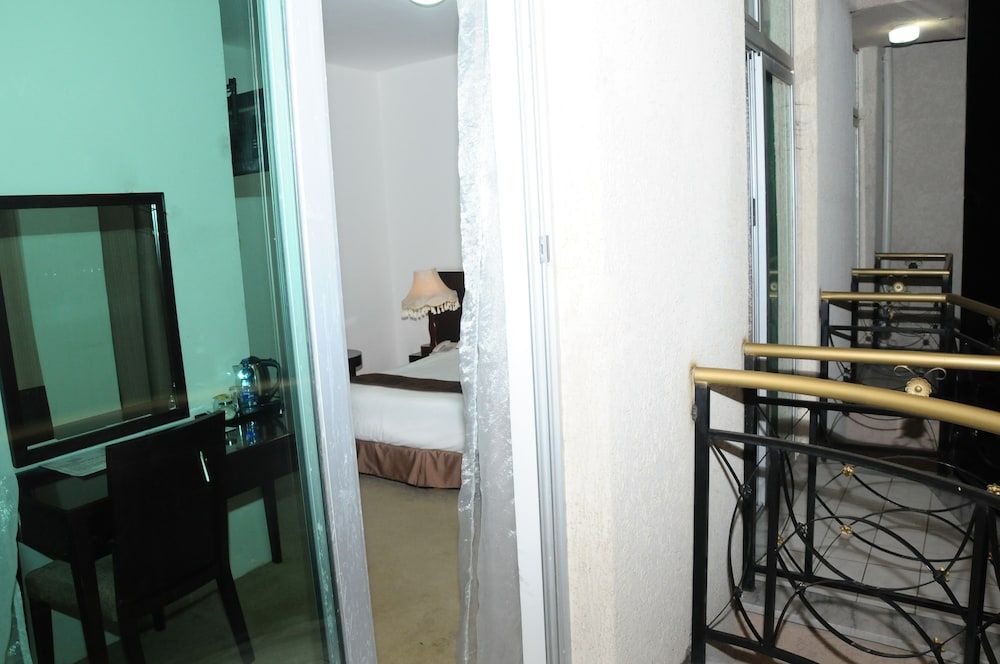 Ag Palace Hotel Standard Double Room 7