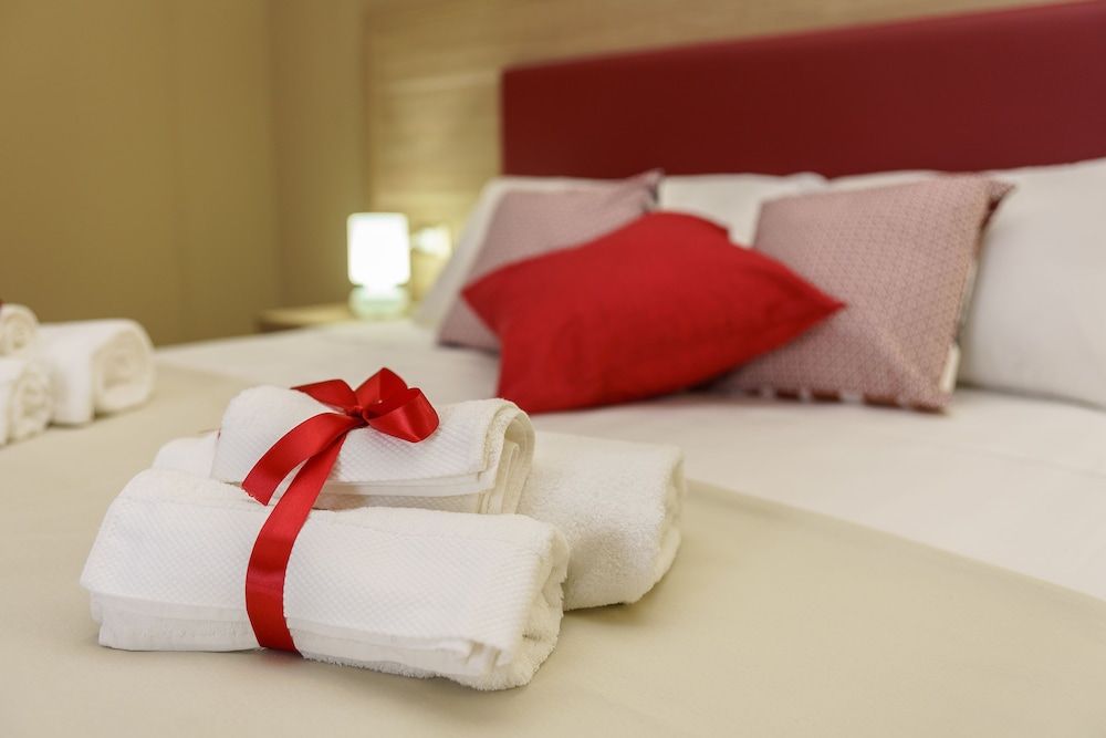 Travini Hotel Residence Standard Double or Twin Room, City View 5