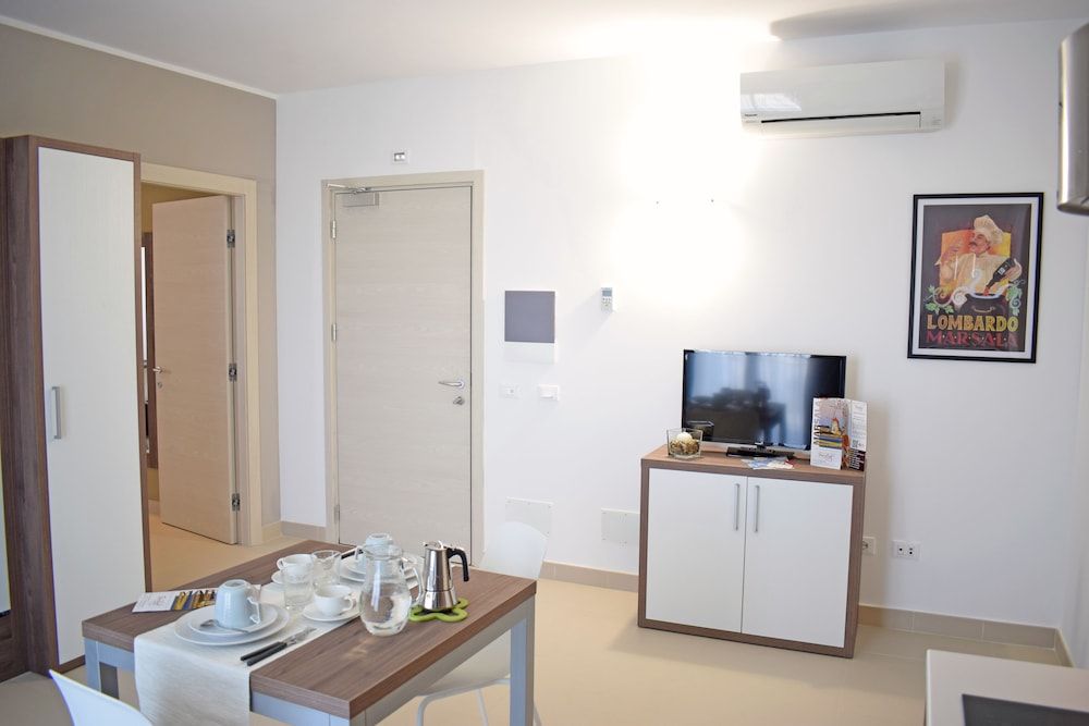 Travini Hotel Residence Superior Apartment, Courtyard View 17