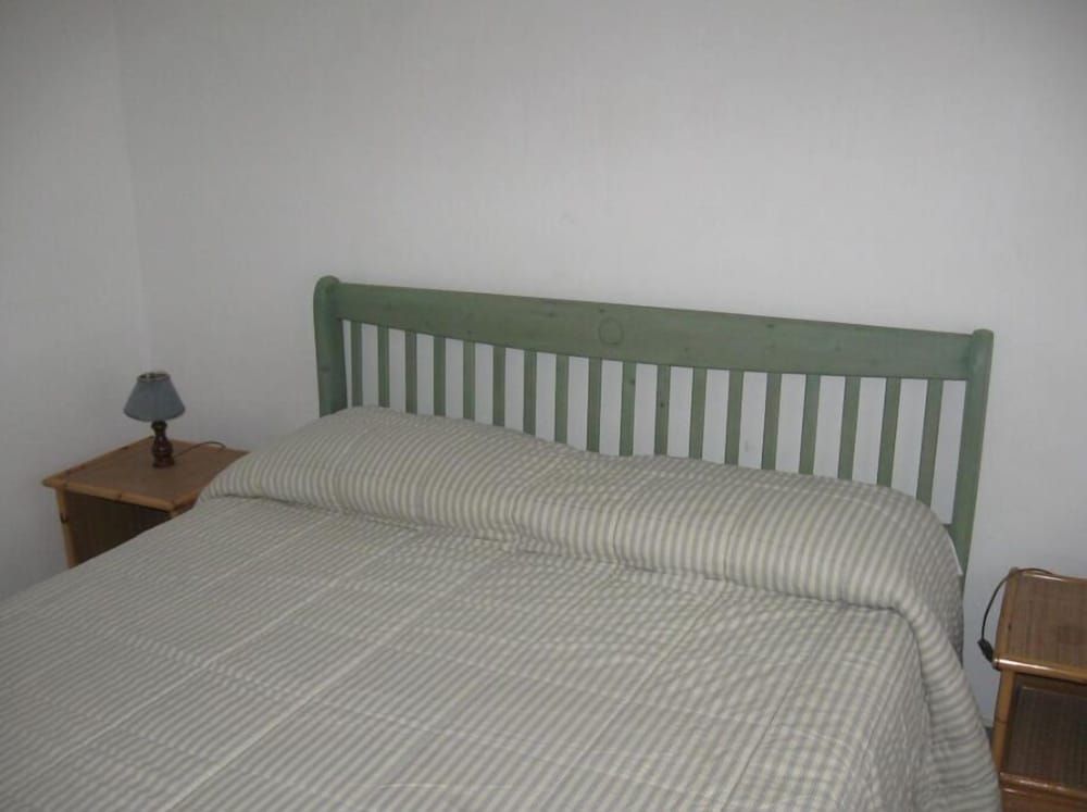 Basic Apartment, 2 Bathrooms (Minucciola)