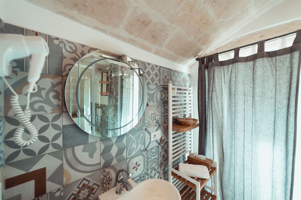 Gradelle San Nicola Double Room 9